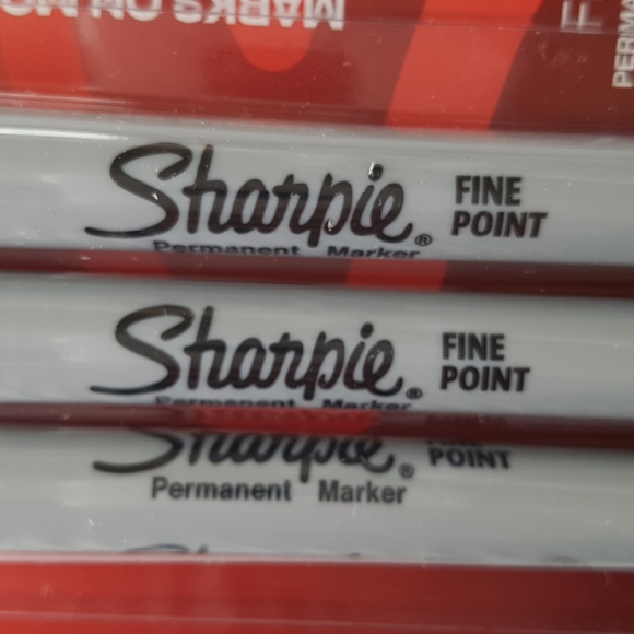 3 pcs New Sharpie Permanent Markers - Picture 3 of 4